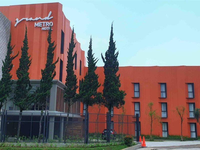 Grand Metro Puncak Hotel Cibodas Luaran gambar